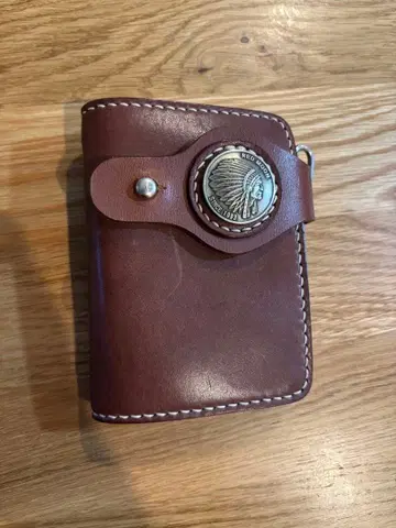 레드문 브라운 가죽 접이식 지갑