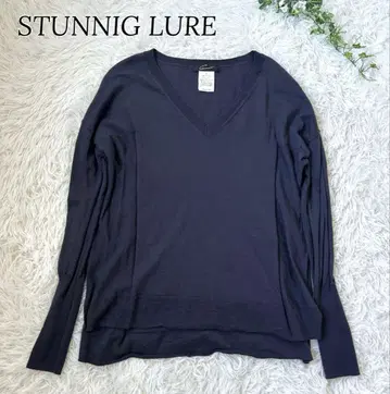 스터닝 루어 v넥 절개 니트 풀오버