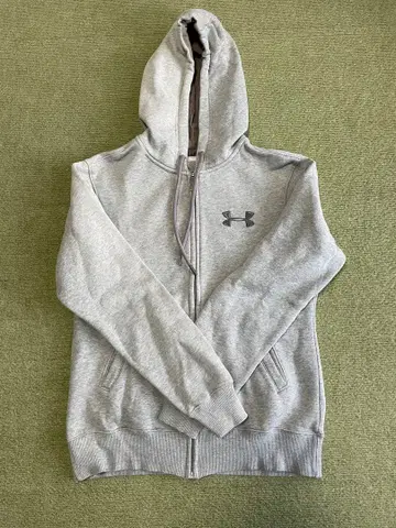 언더아머 그레이 집업 후드티