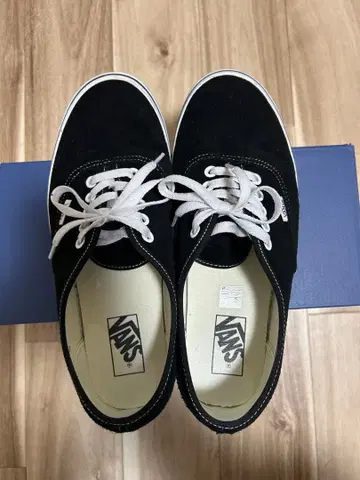 Vans 블랙 스웨이드 스니커즈