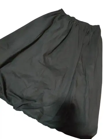 c28 컨디션 최상 와이즈 포 리빙 플레어 스커트 블랙