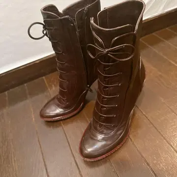 레이스업 부츠