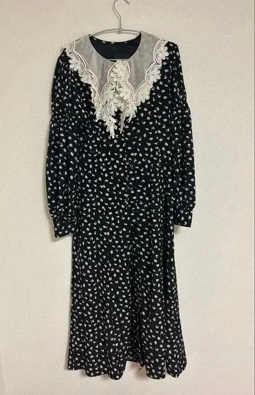 jouetie 웬즈데이 콜라보 원피스