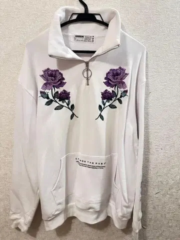 REGENDA 장미 자수 하프 지퍼 트레이닝복