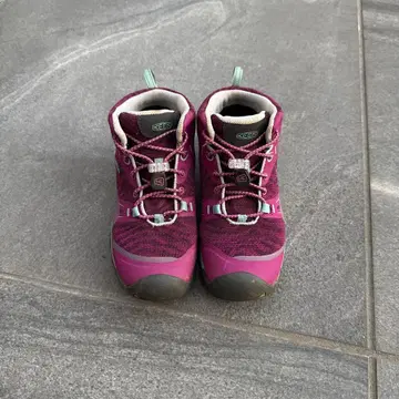 KEEN 퍼플 하이컷 트레킹 슈즈