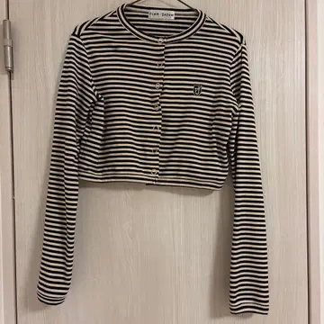 TINA:JOJUN 스트라이프 크롭 긴팔
