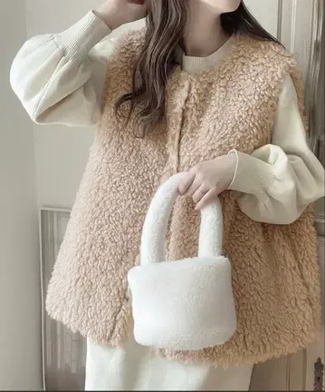 2way 충전솜 퀼팅 x 퍼 리버서블 오버 사이즈 베스트