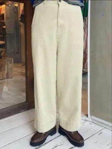 / 5 코듀로이 팬츠