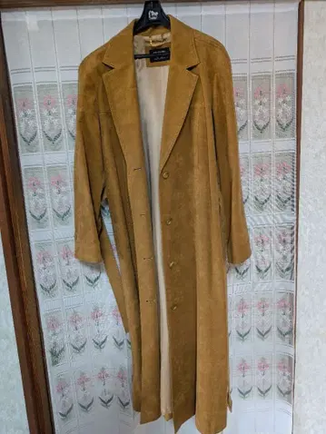 피노레 카멜 브라운 스웨이드 롱 코트 허리 벨트 포함