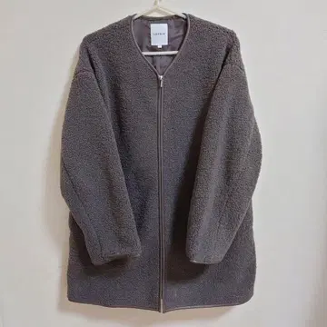 라이트 보아 파이핑 코트