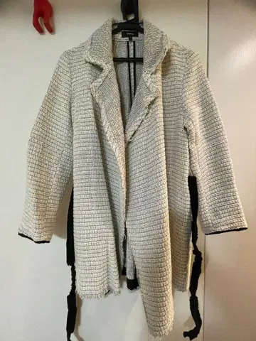 Theory 테일러드 자켓 S 화이트 계열