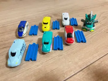 미니 피규어 신칸센 6세트와 신카리온