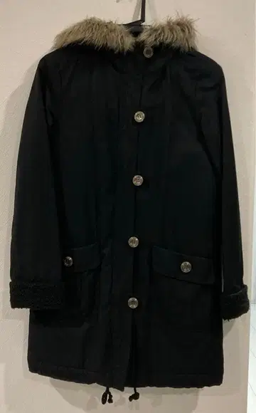 블랙 모즈 코트 후드 부착