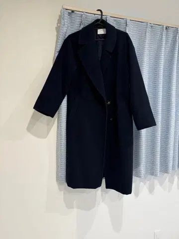 Discoat 네이비 롱 코트