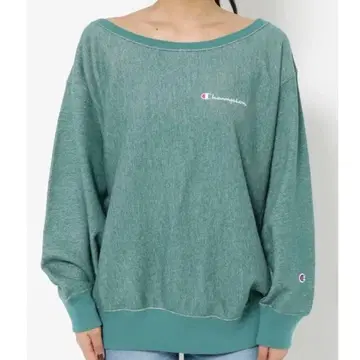 Champion emoda 콜라보 그린 오프숄더 맨투맨