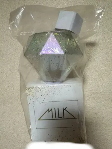 M!LK 초대 밀크 래슬