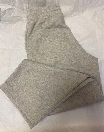 유니클로 C 맨투맨 와이드 팬츠 그레이 M 사이즈