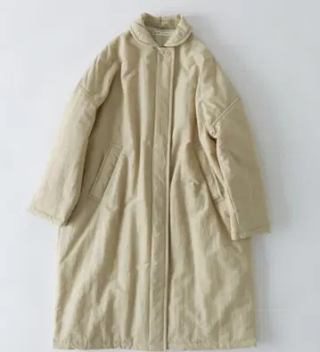 [미사용 새상품] 콩제페이에 충전솜 롱 코트