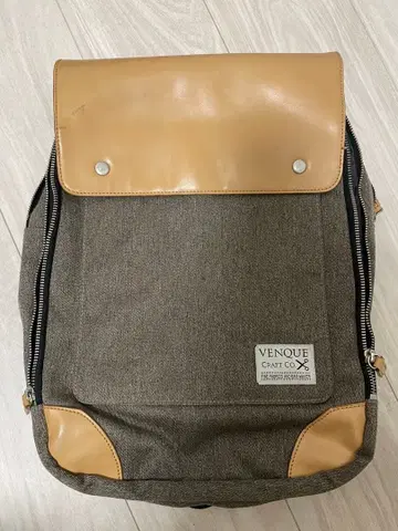 VENQUE 플랩 포함 백팩