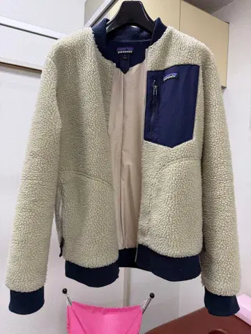 선착순 파타고니아 플리스 자켓 베이지/네이비 M