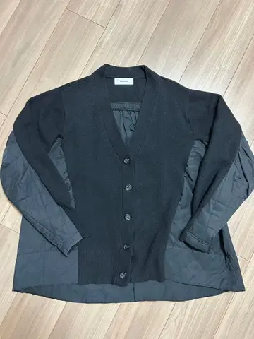 MACHATT 퀼팅 도킹 니트 가디건