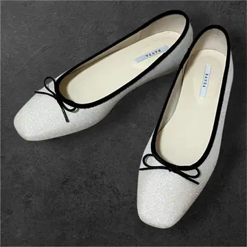란다 플랫 펌프스 발레 슈즈 화이트 라메 글리터
