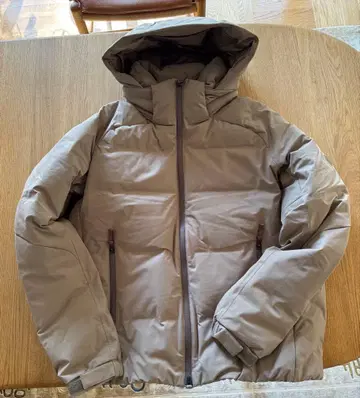 DESCENTE MIZUSAWA DOWN 다운 자켓