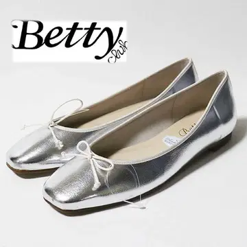 [ BETTYCLUB ] 미사용 우천 겸용 플랫 밸리 슈즈 24.5cm