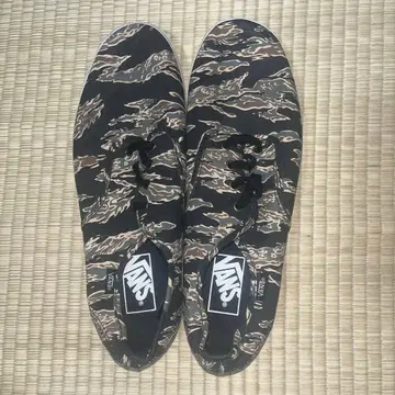VANS 카모 카모플라쥬 TB4R