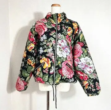 꽃무늬 플라워 프린트 올 패턴 스탠드 카라 패딩 자켓 하자 있음