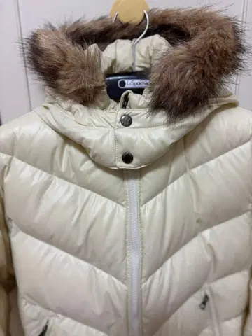 유니클로 프리미엄 다운 자켓 여성용