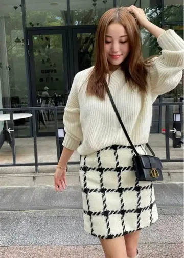 셰리에 체크 트위드 미니 스커트