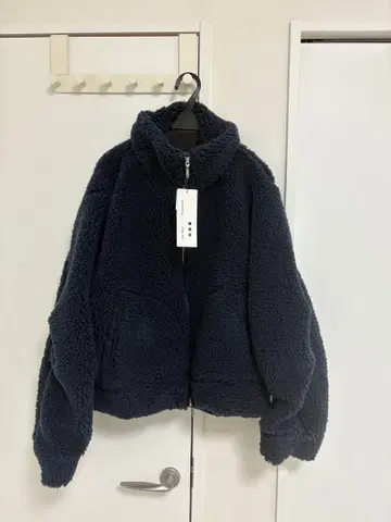 쓰리 도츠 에코펠 보아 봄버 자켓