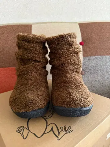 쉐이크 잉크 로브 복슬복슬 보아 부츠 브라운 L