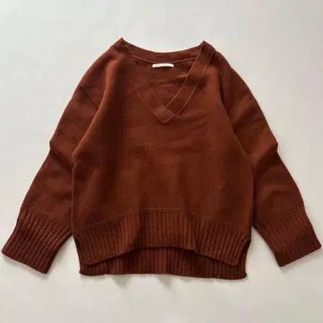 맥피 지롱 램스울 V넥 니트 풀오버 투모로우랜드