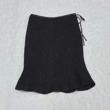 [노브랜드] 트위드 스커트 (M 상당) / 깔끔한 모노톤
