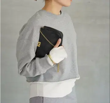 EVERYDAY I LIKE 크롭 맨투맨 풀오버