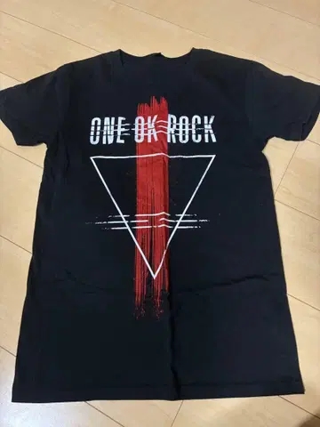 ONE OK ROCK 그래픽 T셔츠 M 블랙
