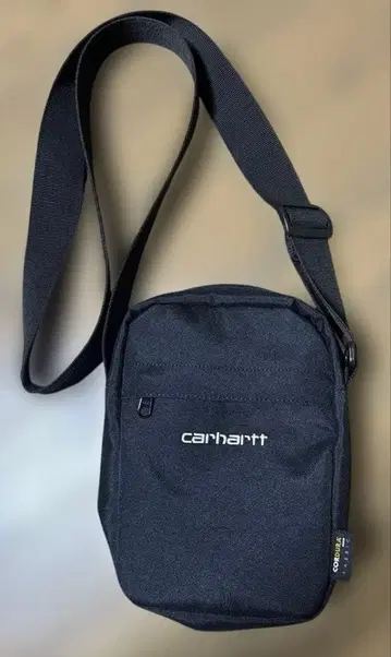 Carhartt 숄더백 블랙
