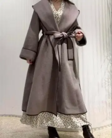 snidel 파이핑 후드 코트