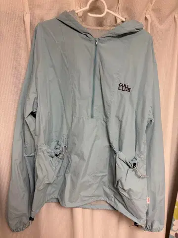 common gull products 스카이블루 마운틴 후드티