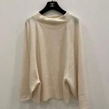 아이보리 니트, 판초 스타일 캐시미어 100%