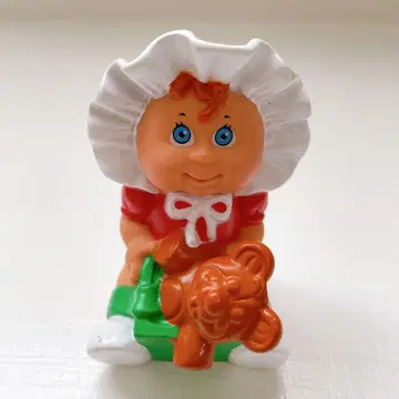 캐비지 패치 키즈 소프트 비닐 피규어 레드 아메토이