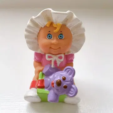 캐비지 패치 키즈 소프트 비닐 피규어 핑크 아메토이