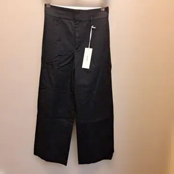 미사용 새상품 STERNBERG 블랙 와이드 팬츠 M