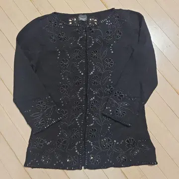 블랙 꽃무늬 자수 비즈 포함 가디건
