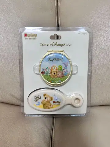 더피 거울과 빗 세트