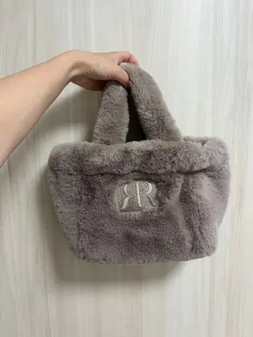 rienda 인조 모피 토트백 라이트 브라운