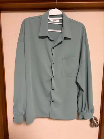 [ Loose ] 드레이프 트로미 볼륨 슬리브 셔츠