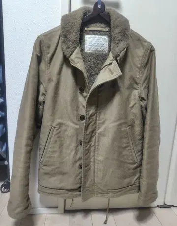 쿠티 베이지 N-1 덱 자켓 M 사이즈